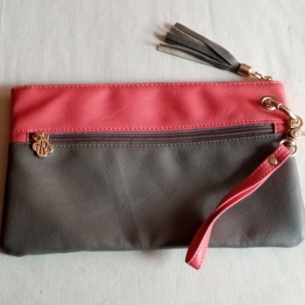 The Royal Standard Collection